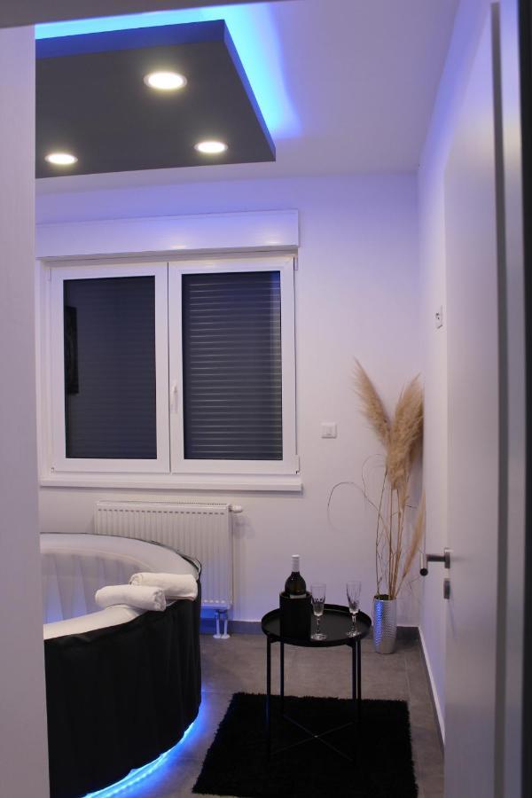 Jacuzzi Apartment Code 96 Zagabria Esterno foto